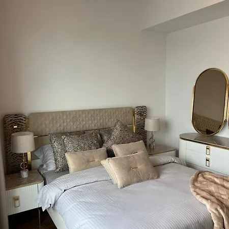 Lejlighed Rotana